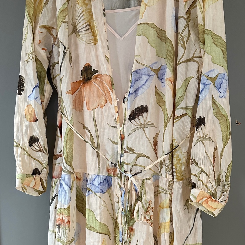 H&M Oversized Crinkled Floral Long Sleeve Dress - Cream, Orange, Blue, Green - Picture 5 of 8
